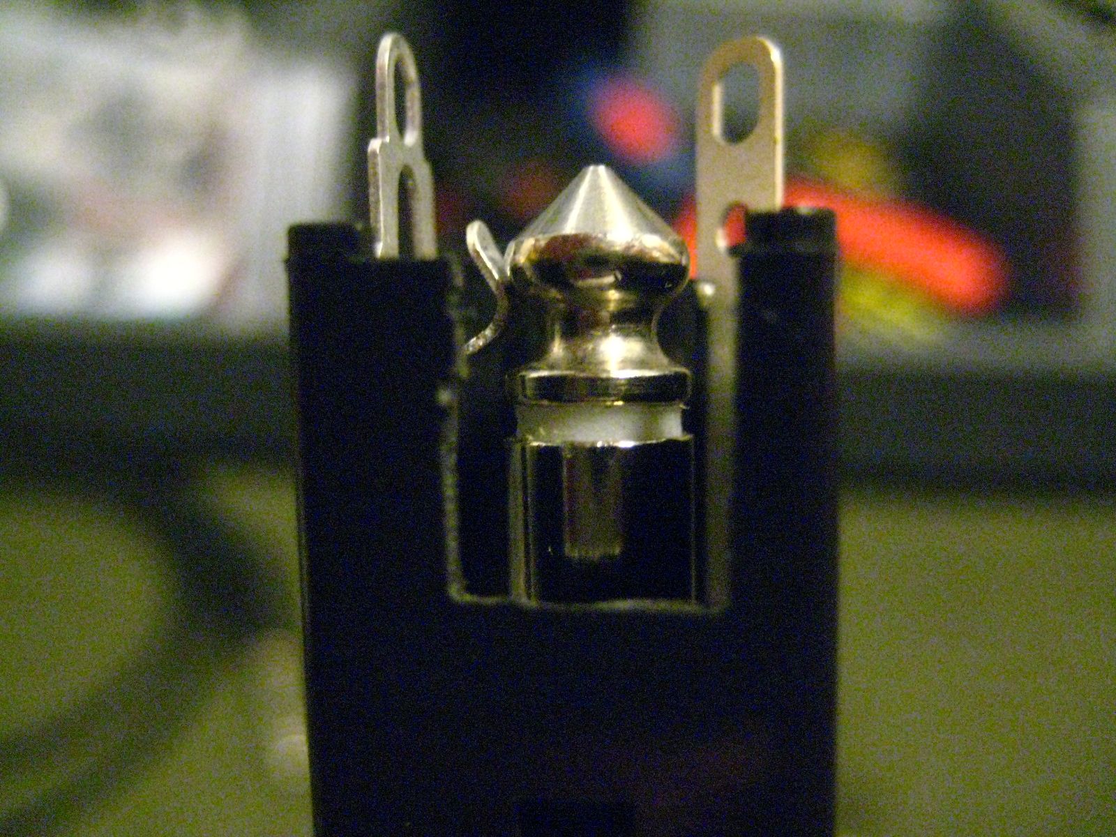 Switchcraft in Li-Sheng